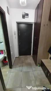 Mihai bravu etaj 5 racari 