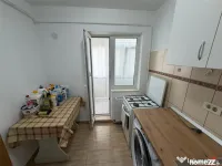 Apartament 2 camere, zona Plevnei , etaj 3 cu acoperis, reno 