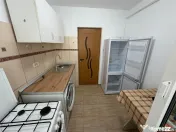 Apartament 2 camere, zona Plevnei , etaj 3 cu acoperis, reno 