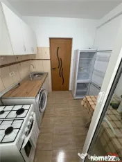 Apartament 2 camere, zona Plevnei , etaj 3 cu acoperis, reno 