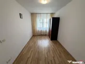 Apartament 2 camere, zona Plevnei , etaj 3 cu acoperis, reno 