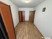 Apartament 2 camere, zona Plevnei , etaj 3 cu acoperis, reno 