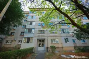 De vânzare apartament cu 3 camere, pe Strada Sovata - Or... 