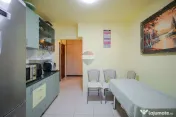 De vânzare apartament cu 3 camere, pe Strada Sovata - Or... 