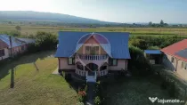 Casă / Vilă cu 6 camere in Bolotești, mobilată și ut...