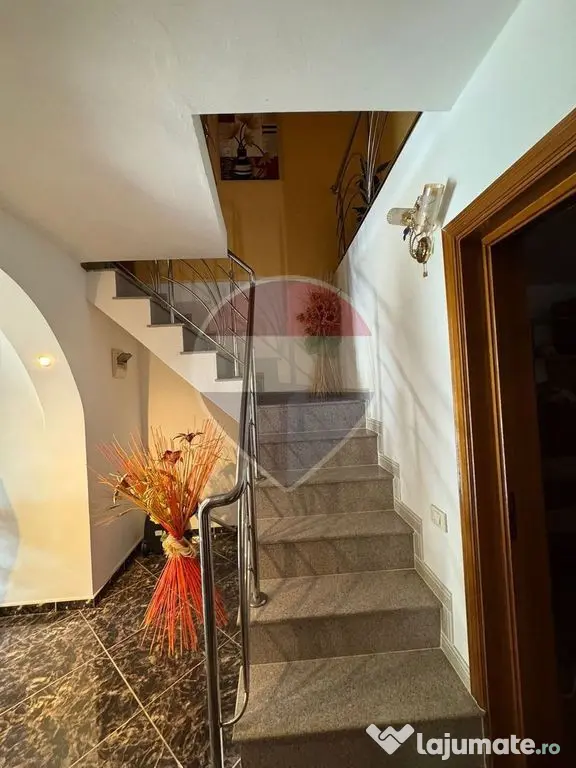 Casă / Vilă cu 6 camere in Bolotești, mobilată și ut... - Bolotesti (Vrancea)