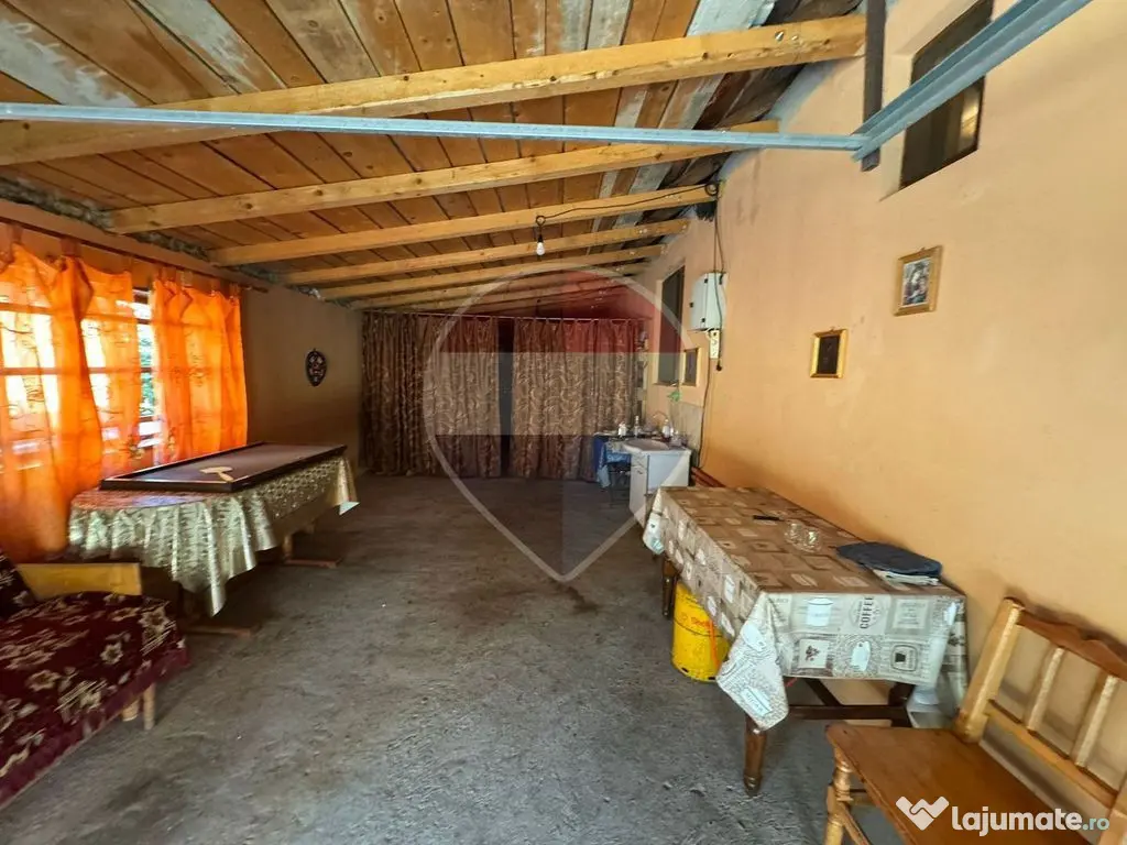 Casă / Vilă cu 6 camere in Bolotești, mobilată și ut... - Bolotesti (Vrancea)