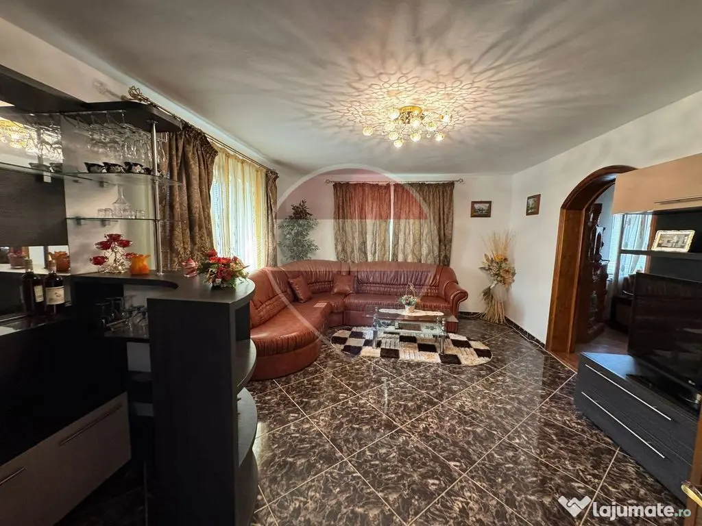 Casă / Vilă cu 6 camere in Bolotești, mobilată și ut... - Bolotesti (Vrancea)