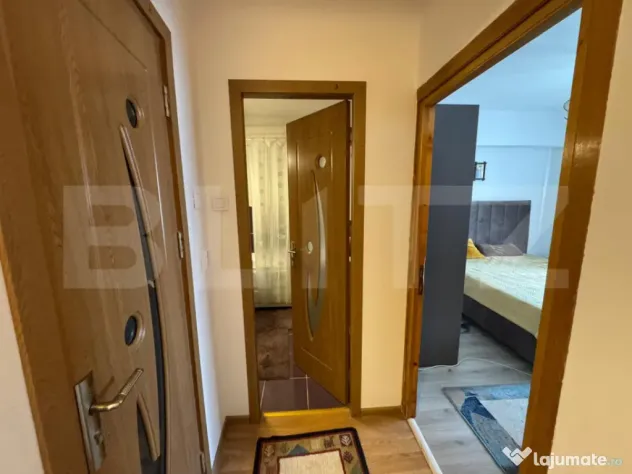Apartament 4 camere, decomandat, loc de parcare, zona A.I Cu - Craiova (Dolj)