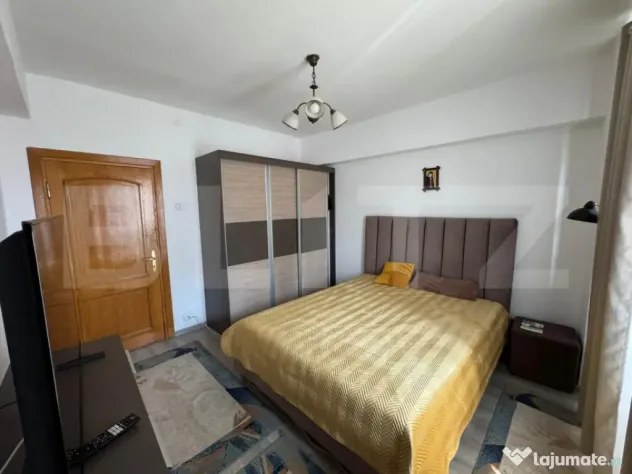 Apartament 4 camere, decomandat, loc de parcare, zona A.I Cu - Craiova (Dolj)