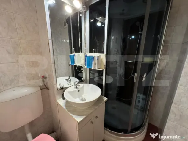 Apartament 4 camere, decomandat, loc de parcare, zona A.I Cu - Craiova (Dolj)