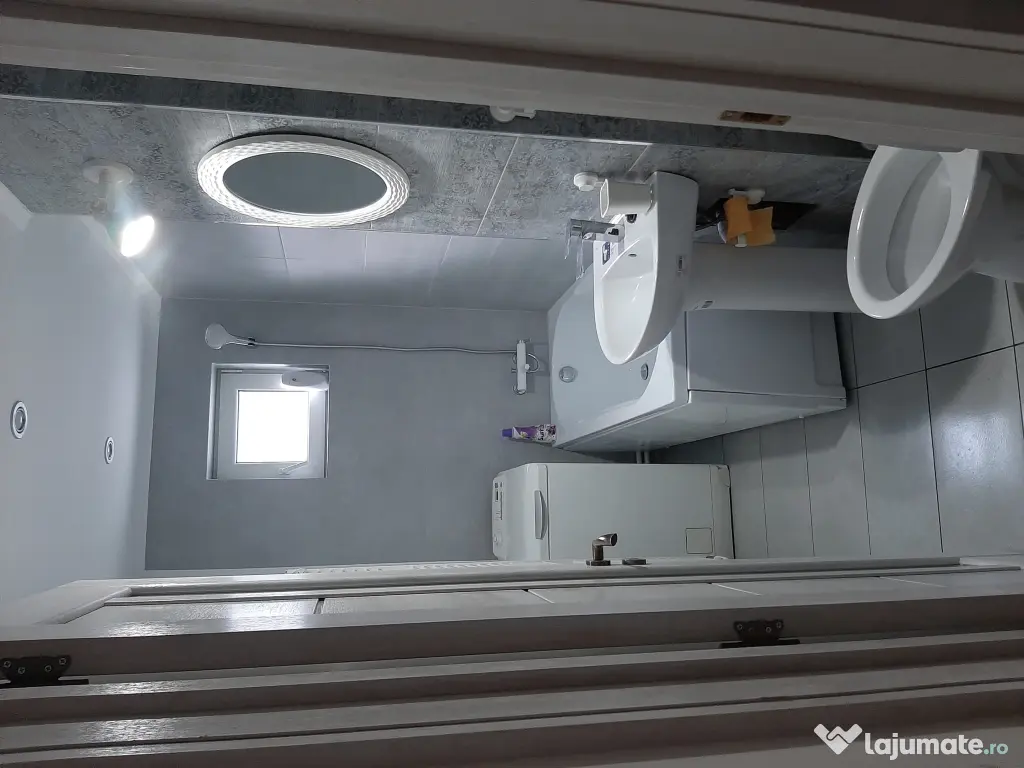 Apartament 3 camere de inchiriat