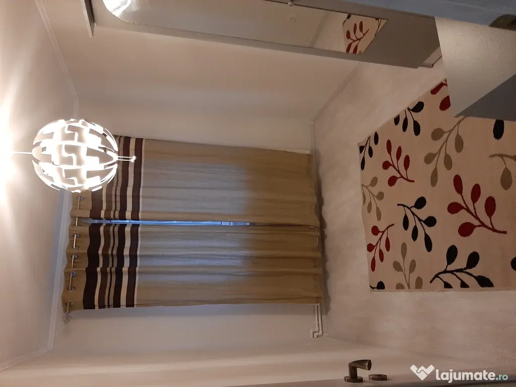 Apartament 3 camere de inchiriat