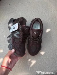 Adidași unisex noi superbi 