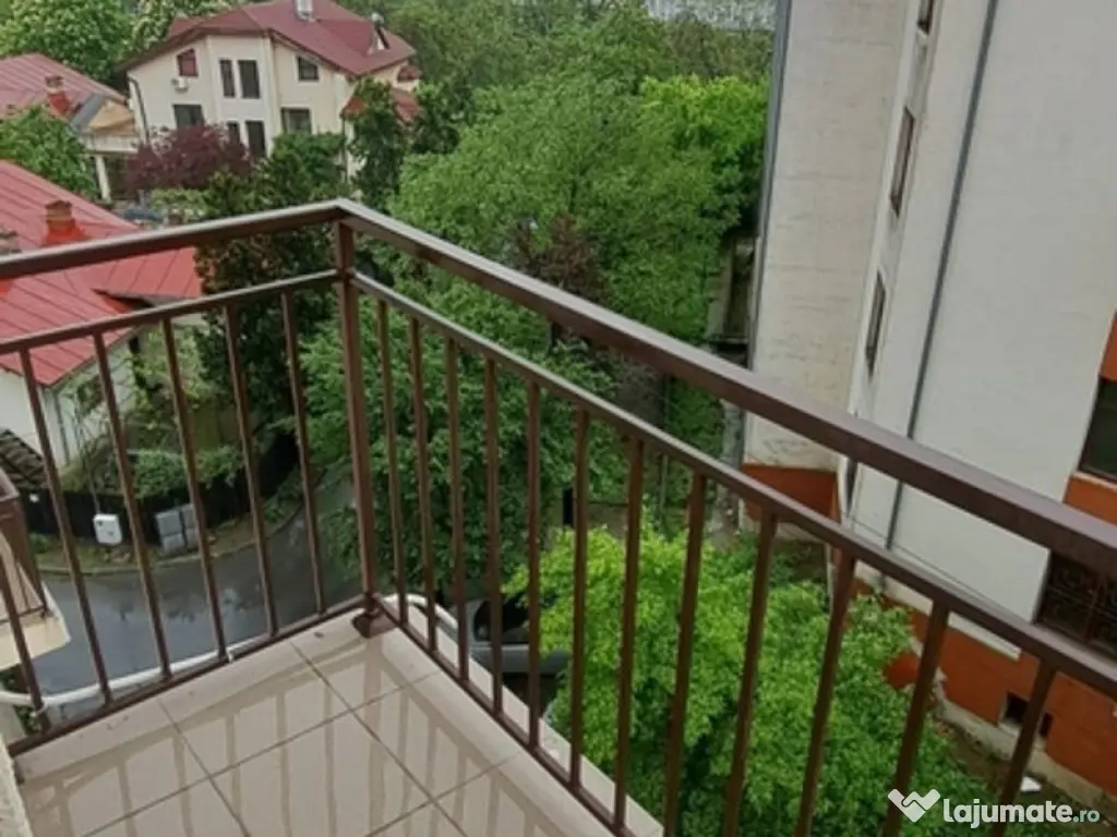 Piata sudului martisor bloc nou etaj 4 - Bucuresti (Bucuresti-Ilfov)