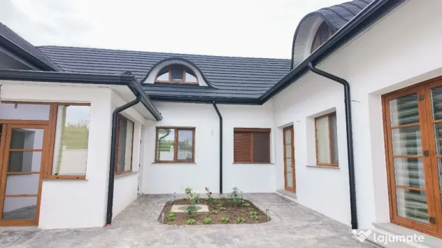 Vilă Premium P+1 | 263 mp | Teren 2100 mp | Construcție Cărămidă 2022 - Radauti (Suceava)
