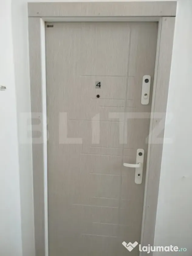 Apartament 3 Camere Renovare Totală, Prima Închiriere - Brasov (Brasov)