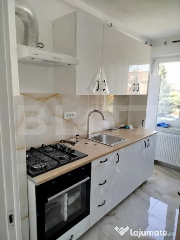 Apartament 3 Camere Renovare Totală, Prima Închiriere - Brasov (Brasov)