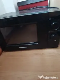 Vând cuptor cu microunde heinner ca nou