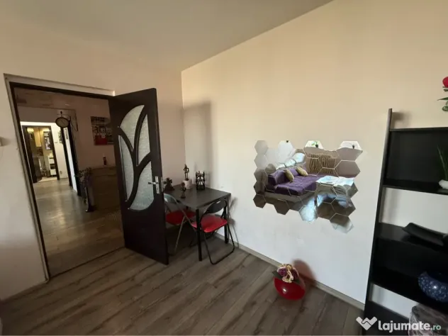Apartament 3 camere Râul Doamnei | Centrală | AC