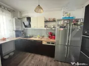 Apartament 2 camere , Etaj 1 , 53 mp , parcare , Zona Terra 