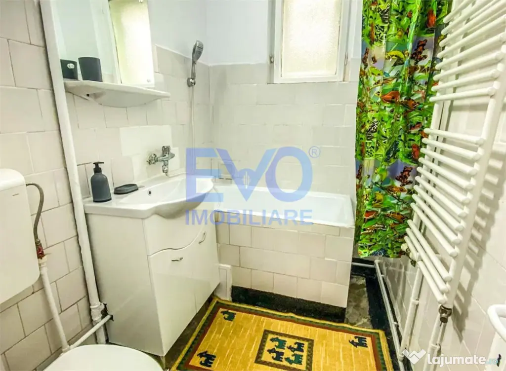 Apartament cu 3 camere de inchiriat, centrala termica, zona - Iasi (Iasi)