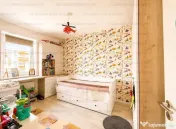 Apartament 3 camere | Decomandat | 70 mp | Zona Tractorul 