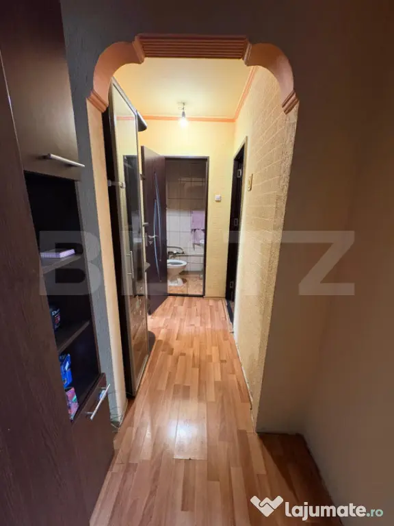 Apartament 3 camere | Banat | 70,7 mp | 2 băi | Parter | La - Pitesti (Arges)