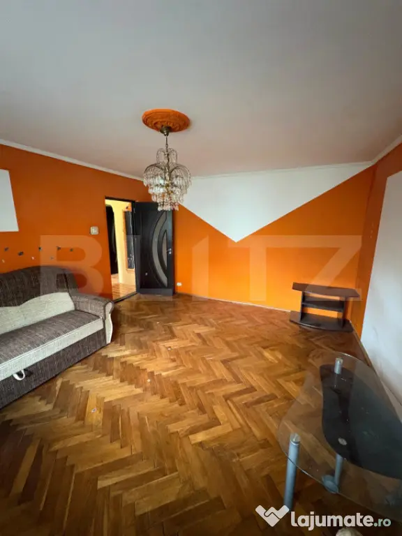 Apartament 3 camere | Banat | 70,7 mp | 2 băi | Parter | La - Pitesti (Arges)