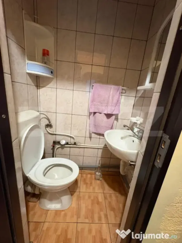 Apartament 3 camere | Banat | 70,7 mp | 2 băi | Parter | La - Pitesti (Arges)
