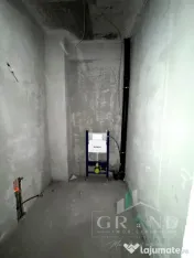 SPAȚIU COMERCIAL 120mp | 4 ÎNCĂPERI | 3 BAI | TERASĂ 20m 