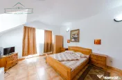 Spațiu HORECA 865 mp, Pensiune, Restaurant & Anexe, Lipova, 