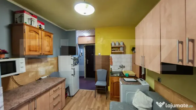 Apartament cu 2 camere,decomandat ,zona Rogerius - Oradea (Bihor)