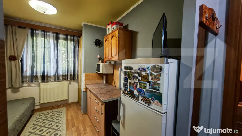 Apartament cu 2 camere,decomandat ,zona Rogerius - Oradea (Bihor)