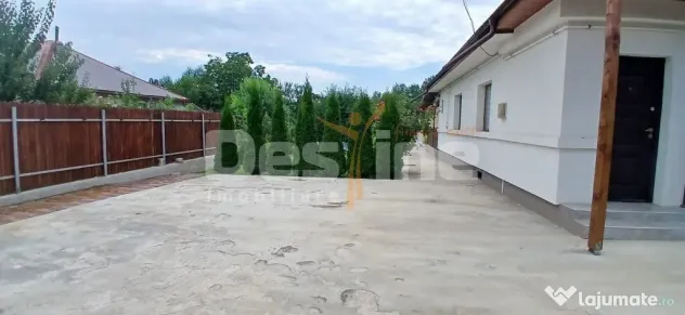 Casa duplex Baicoi, intrare si curte separata - Baicoi (Prahova)