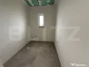 Casa 4 camere , 130 mp utili, zona Odoreu 