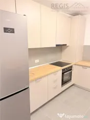 Apartament 3 camere - prima - Grandis Coresi - cu loc de pa