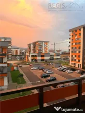 Apartament 3 camere - prima - Grandis Coresi - cu loc de pa