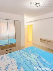 Apartament 3 camere - prima - Grandis Coresi - cu loc de pa