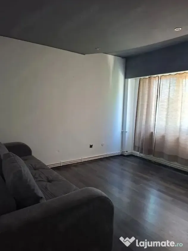 De inchiriat apartament cu o camera, I. C. Frimu, et. 4/4... - Galati (Galati)