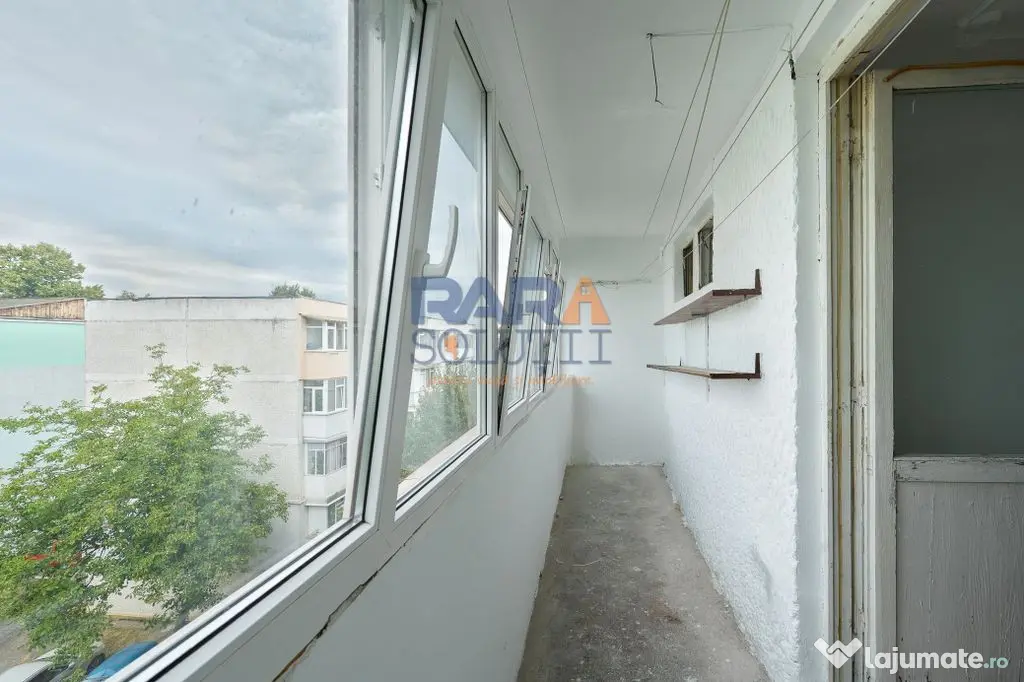 Apartament 3 camere + 2 băi IEFTIN: 700 €/mp - Roman (Neamt)