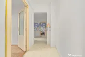 Apartament 3 camere + 2 băi IEFTIN: 700 €/mp