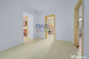 Apartament 3 camere + 2 băi IEFTIN: 700 €/mp