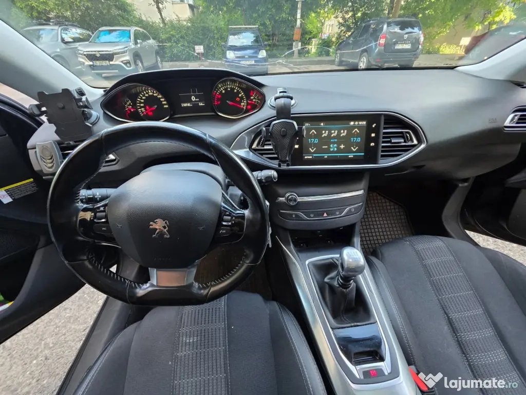 Vând Peugeot 308
