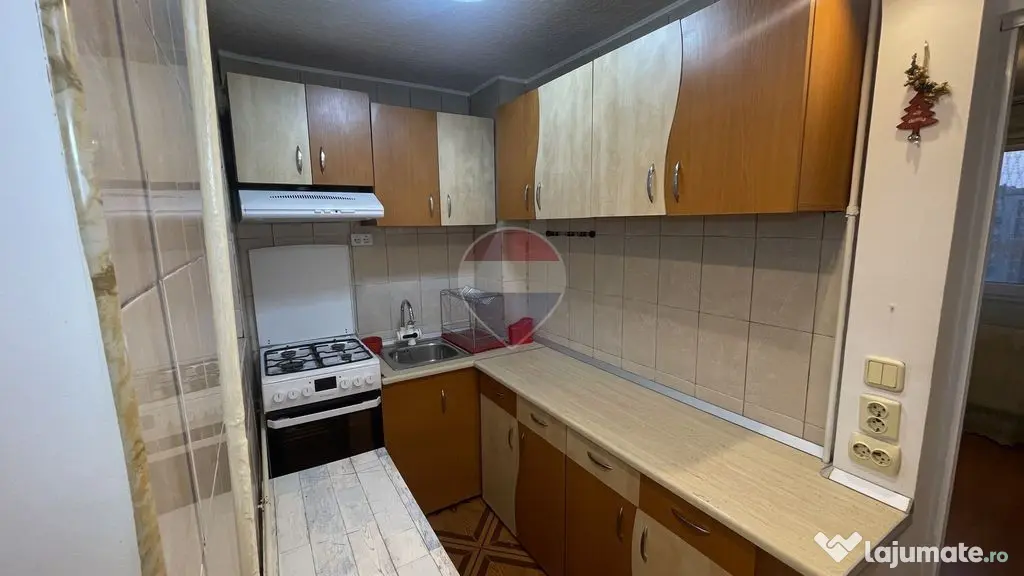 De Vanzare Apartament 2 camere Titan - Bucuresti (Bucuresti-Ilfov)