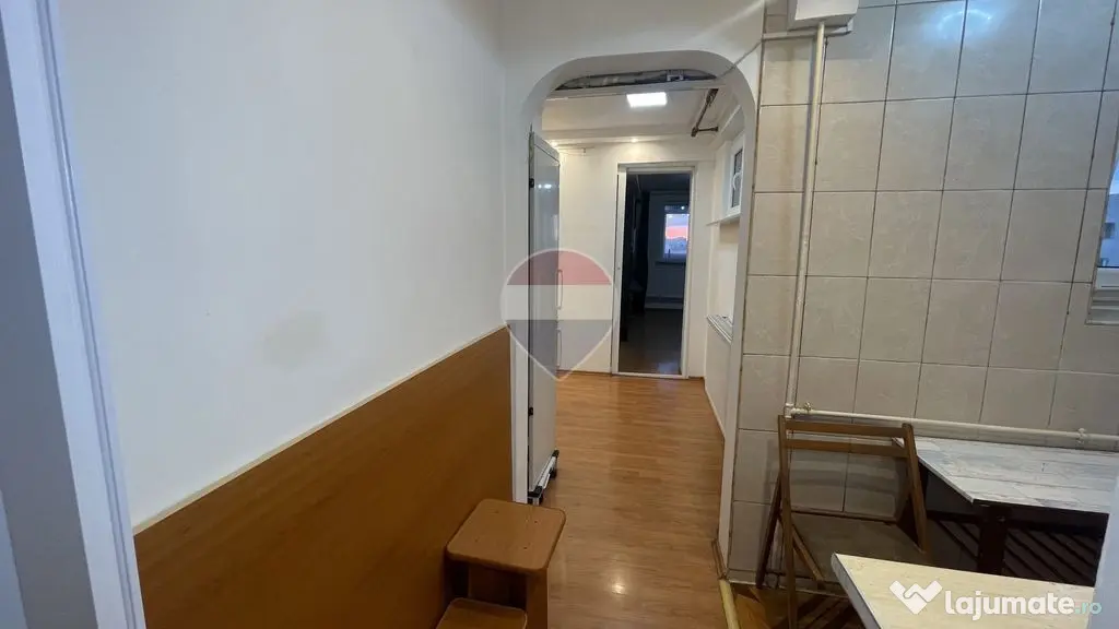 De Vanzare Apartament 2 camere Titan - Bucuresti (Bucuresti-Ilfov)