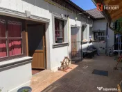 Casa individuala cu 6 camere, pretabil clinica - zona Aradul 