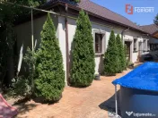 Casa individuala cu 6 camere, pretabil clinica - zona Aradul 