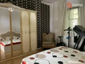 Casa individuala cu 6 camere, pretabil clinica - zona Aradul 