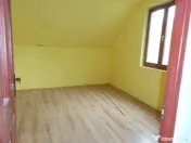 Casa zona V.Jelnei cu 14 arii teren, semifinisata